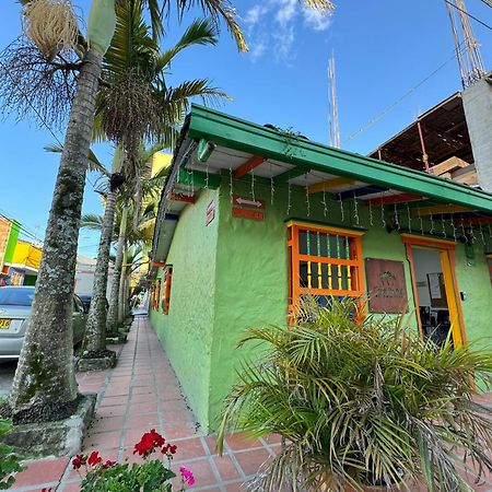 Casa Hostal Las Palmeras Guatapé Exteriér fotografie