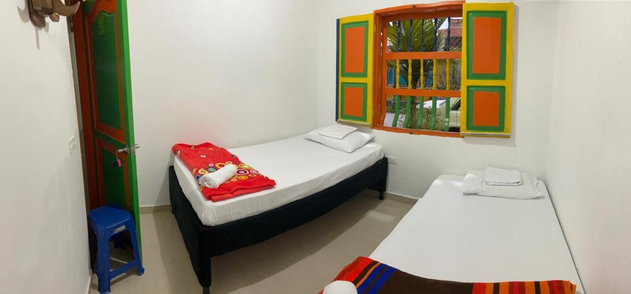 Casa Hostal Las Palmeras Guatapé Exteriér fotografie
