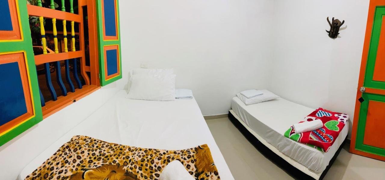 Casa Hostal Las Palmeras Guatapé Exteriér fotografie